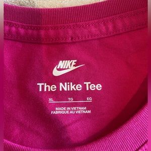 Hot pink Nike long sleeve. LE